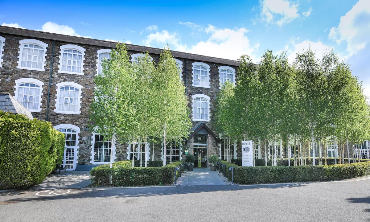 Cork,Ireland:1,2,or3Nights w/Breakfast,Late Check-Out&Optional Dinner