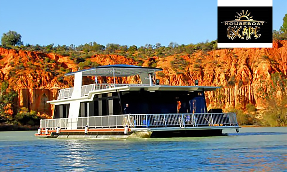 Renmark: Four or Six-Night Onboard Houseboat Escape for up to 8