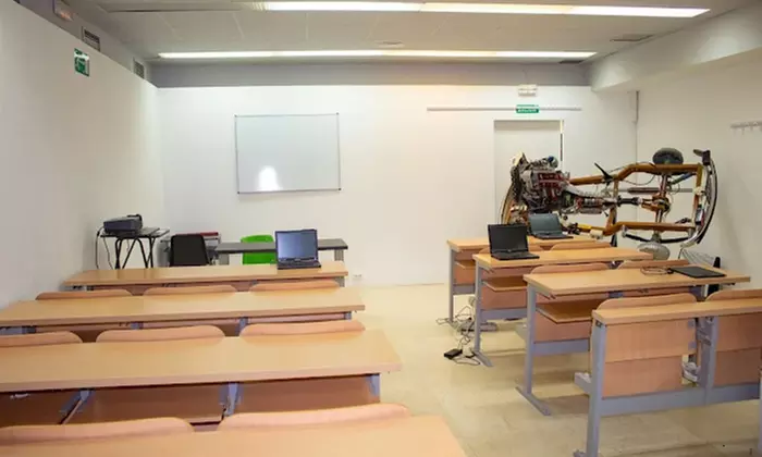 Aprende a conducir con hasta 6 prácticas y matrícula incluida