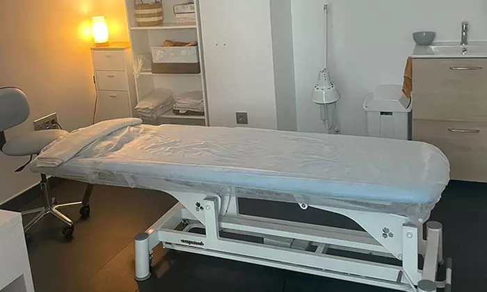 Sesión de reflexología podal con opción a masaje craneofacial para 1