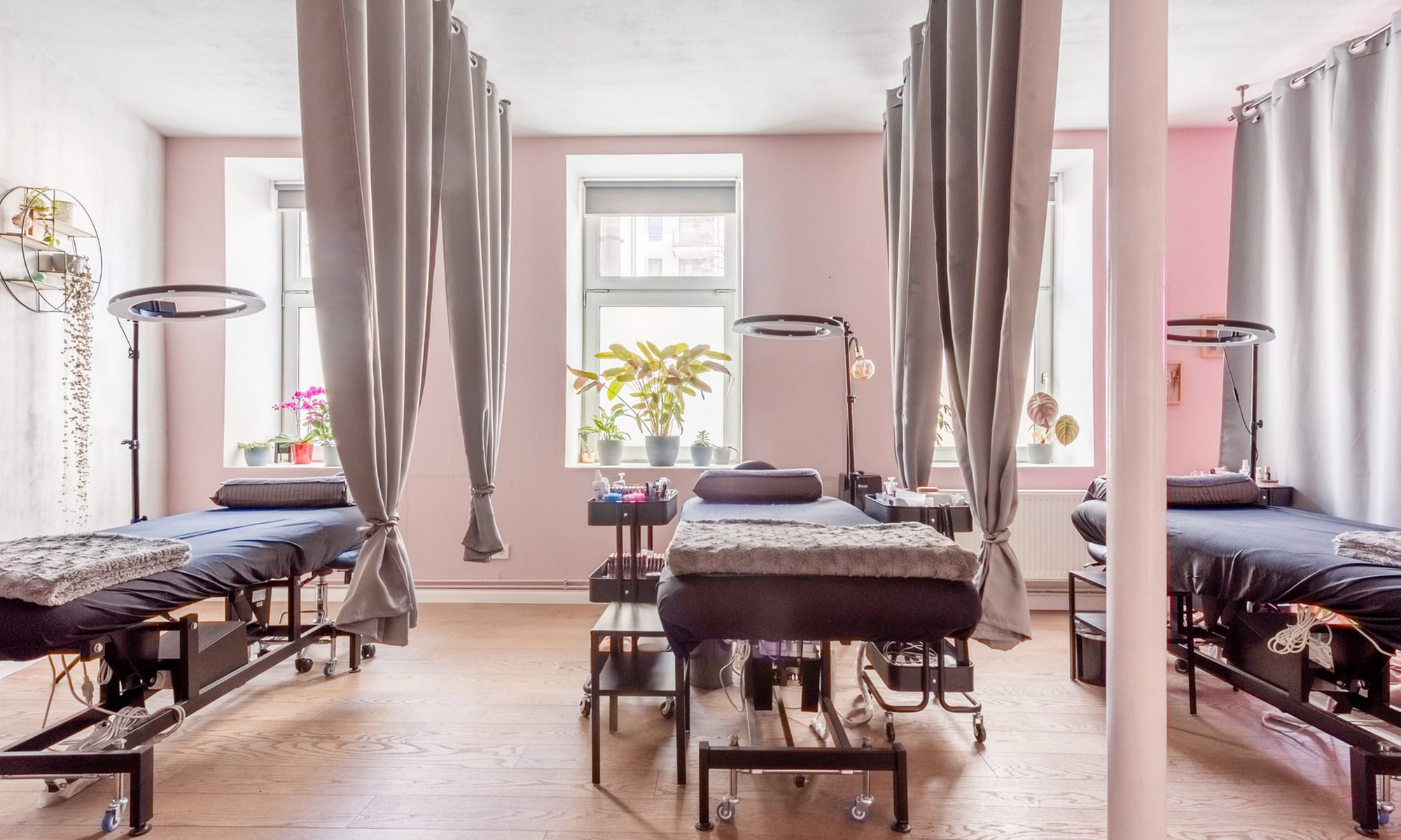 Wimpern,- od. Augenbrauenlifting inkl. Färben od. Kombipaket