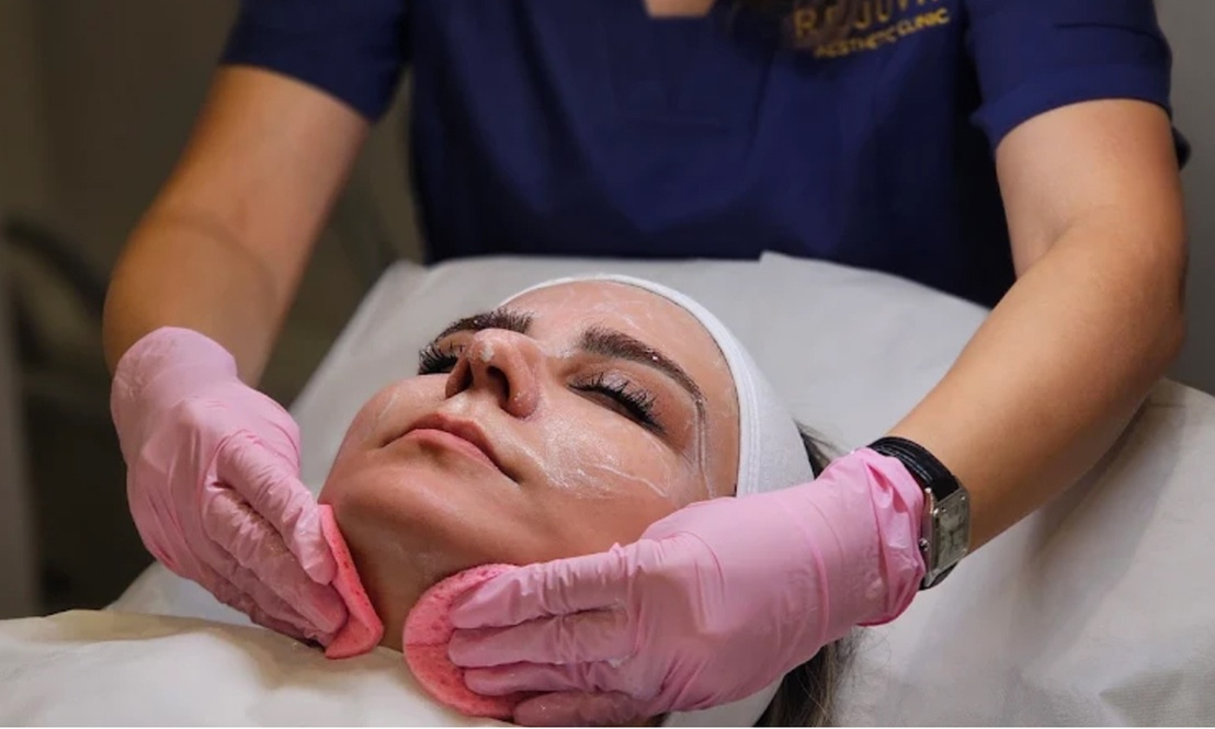 TSUBOKI Japanese Face Massage Or Manual Lymphatic Face Massage