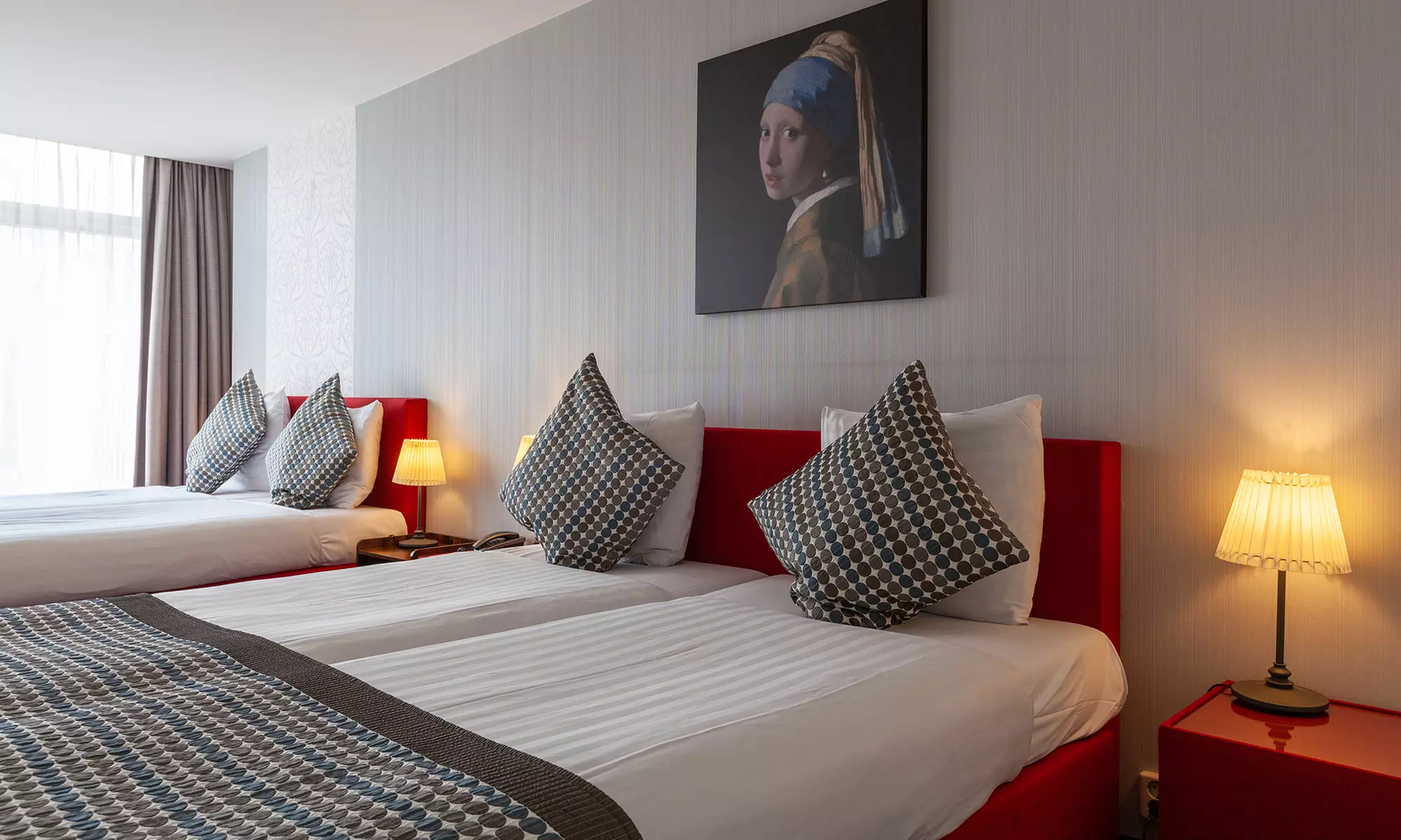 Bei Amsterdam: Zweibettzimmer, Junior Suite oder Familienzimmer