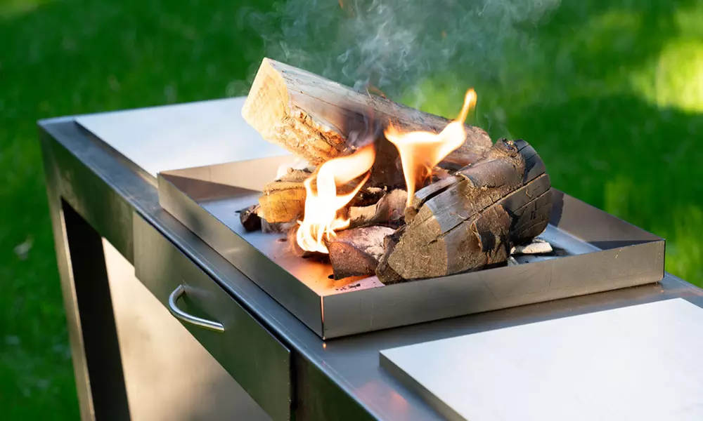 Home Deluxe Holzlege aus Stahl „Paulo“