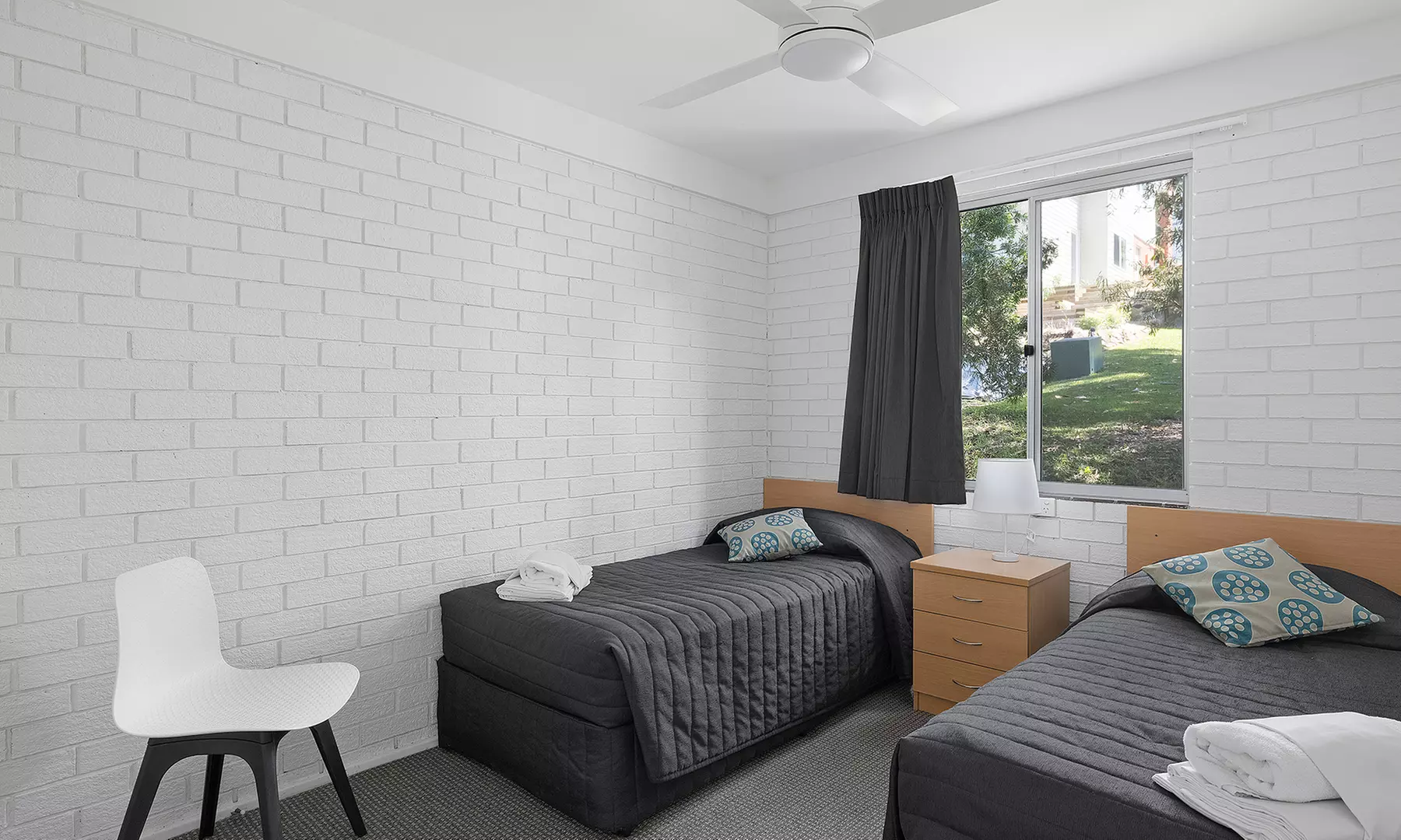 Port Stephens: Apartments with Wine and Late Checkout up to 6