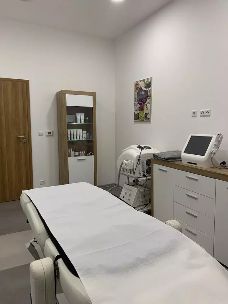 Kriolipoliza: nowoczesna metoda redukcji tkanki tłuszczowej