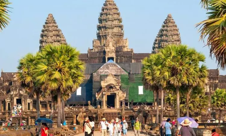 Cambodian Discovery: Six-Night Tour with Meals