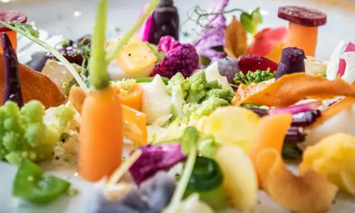 Savoyen: Superior-DZ mit Frühstück, opt. Spa, Fitness & Dinner