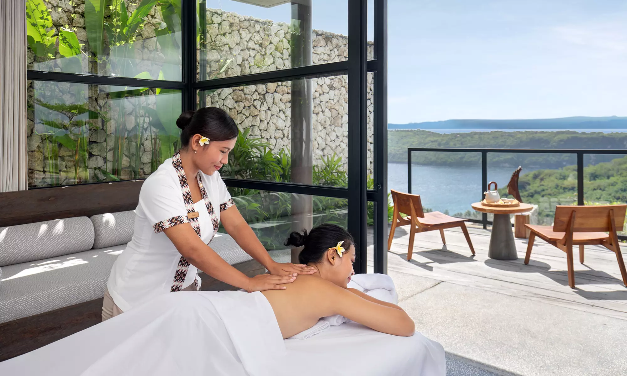 Bali Escape: Nusa Penida with Breakfast at Maua Nusa Penida