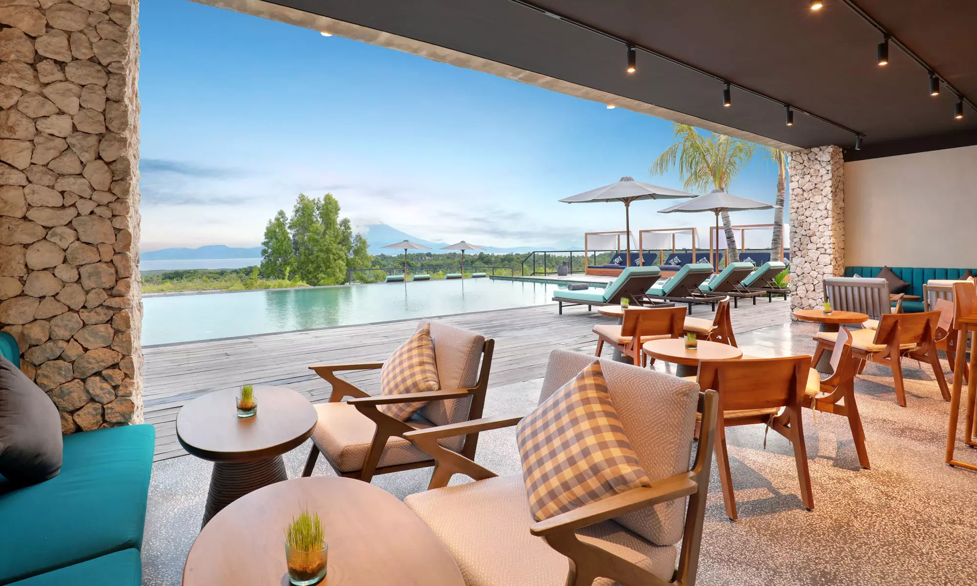 Bali Escape: Nusa Penida with Breakfast at Maua Nusa Penida