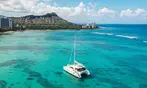 90-Min Catamaran Sail with Open Bar in Honolulu
