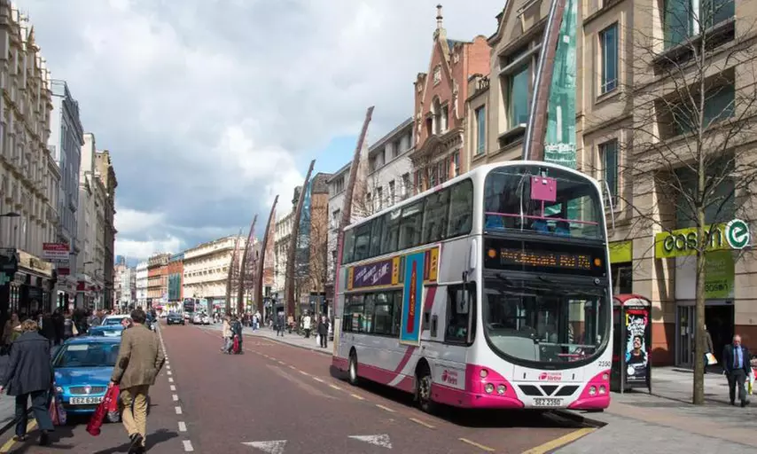 Belfast: 4* Double or Twin Room with Breakfast