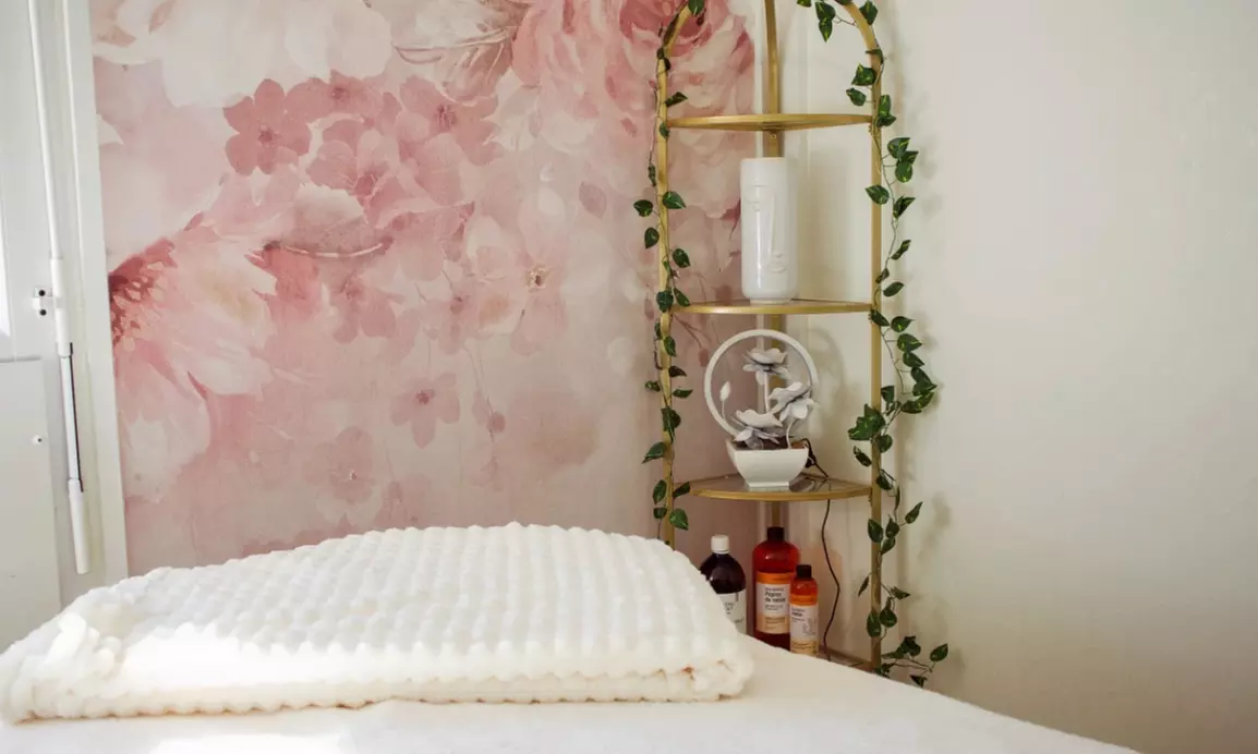 Une peau éclatante grâce à un soin du visage Kobido d'une heure