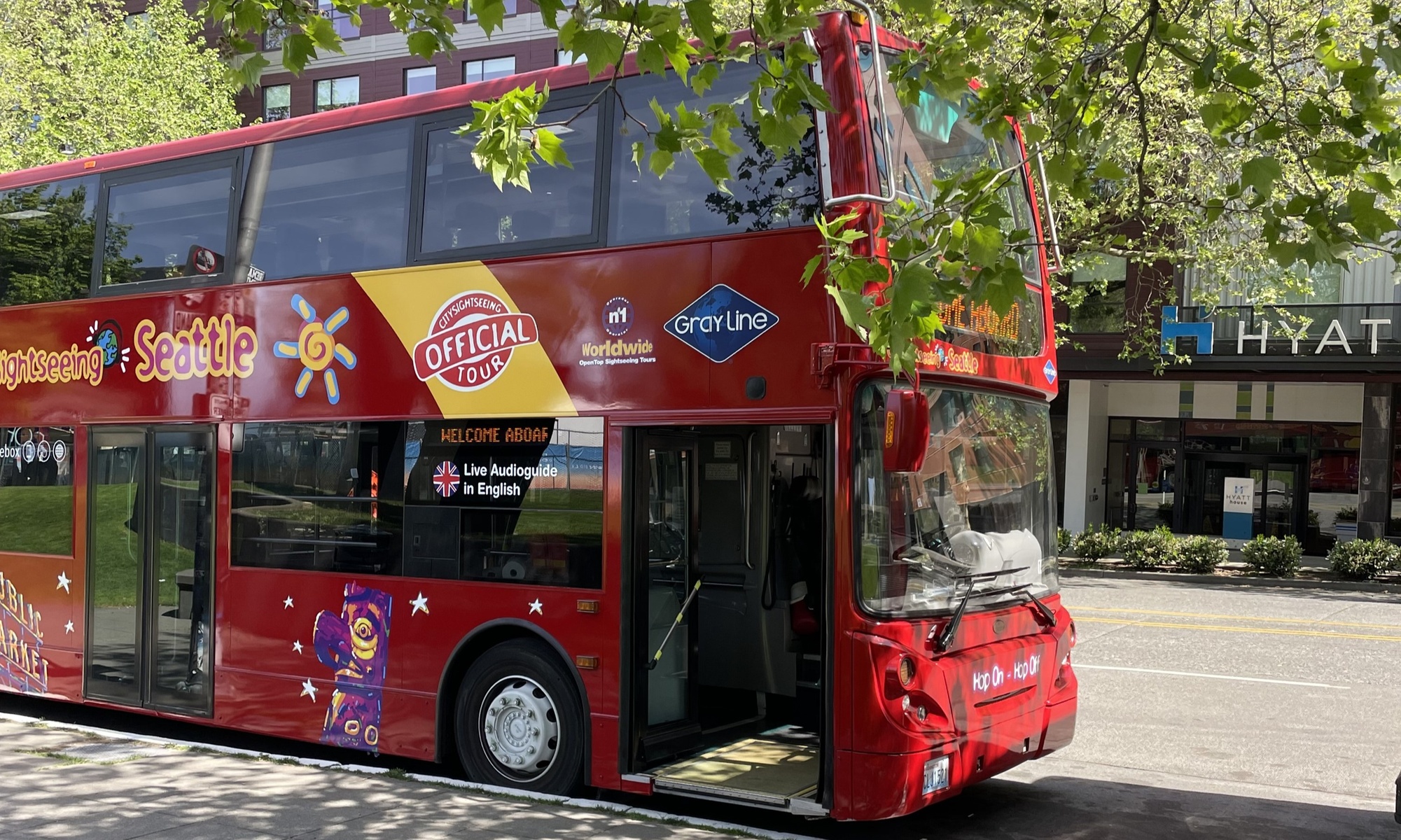 Hop-On Hop-Off Bus Sightseeing Tour – Seattle