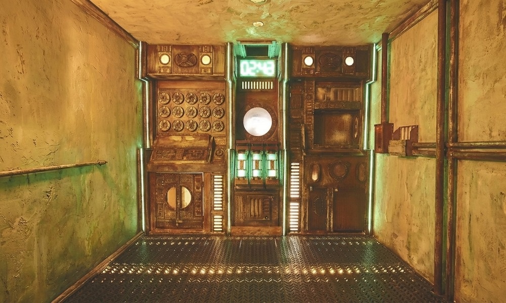 60-Minute Escape Room Adventures with Multiple Themed Challenges