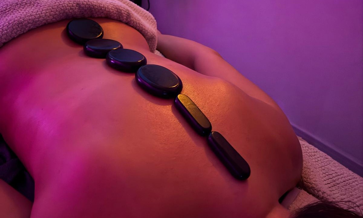 Unwind with 30, 60, or 90-Minute Massage of Your Choice