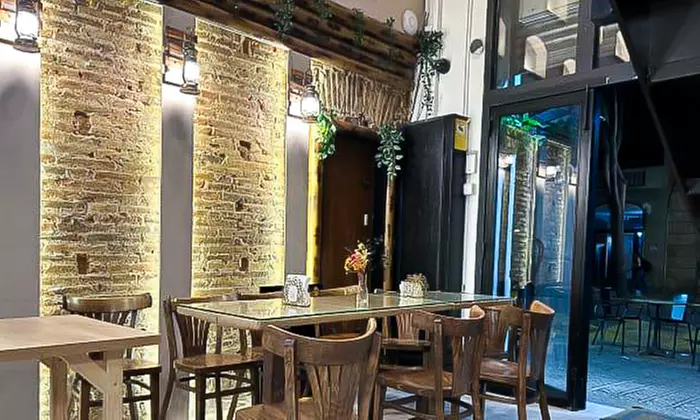 Menú indio-bengalí para 2 o 4 con entrante, principal, postre y bebida