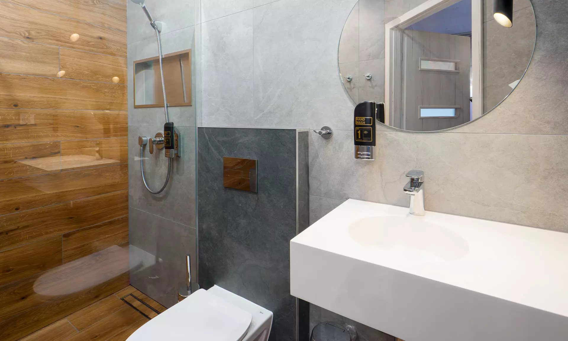 Dla grup: Jarosławiec: domek lub apartament dla 4 lub 6 osób, 1-7 nocy