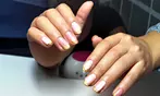 Manicura y pedicura semipermanente o acrílico/gel