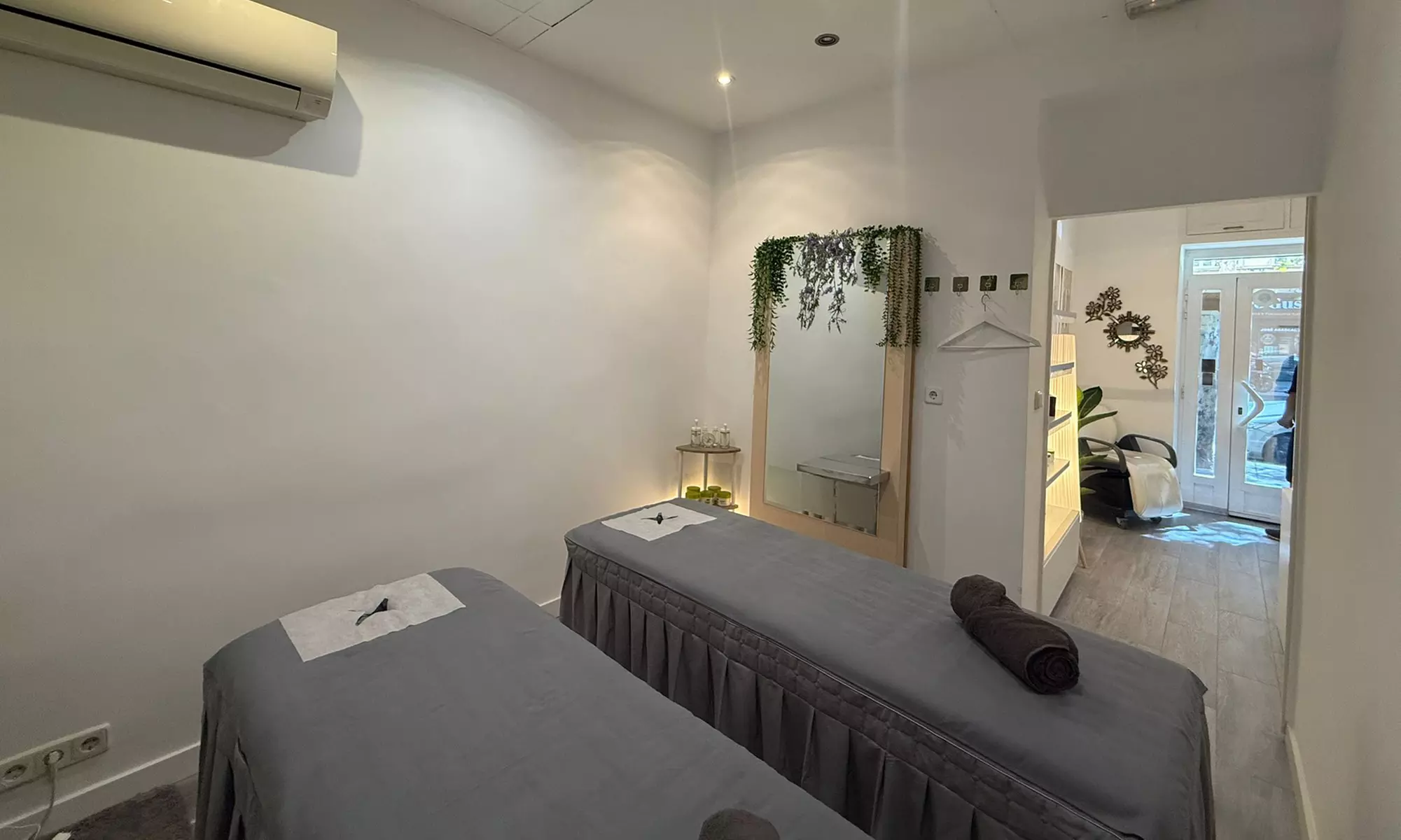 1 o 3 sesiones de masaje a elegir con opción a reflexología podal