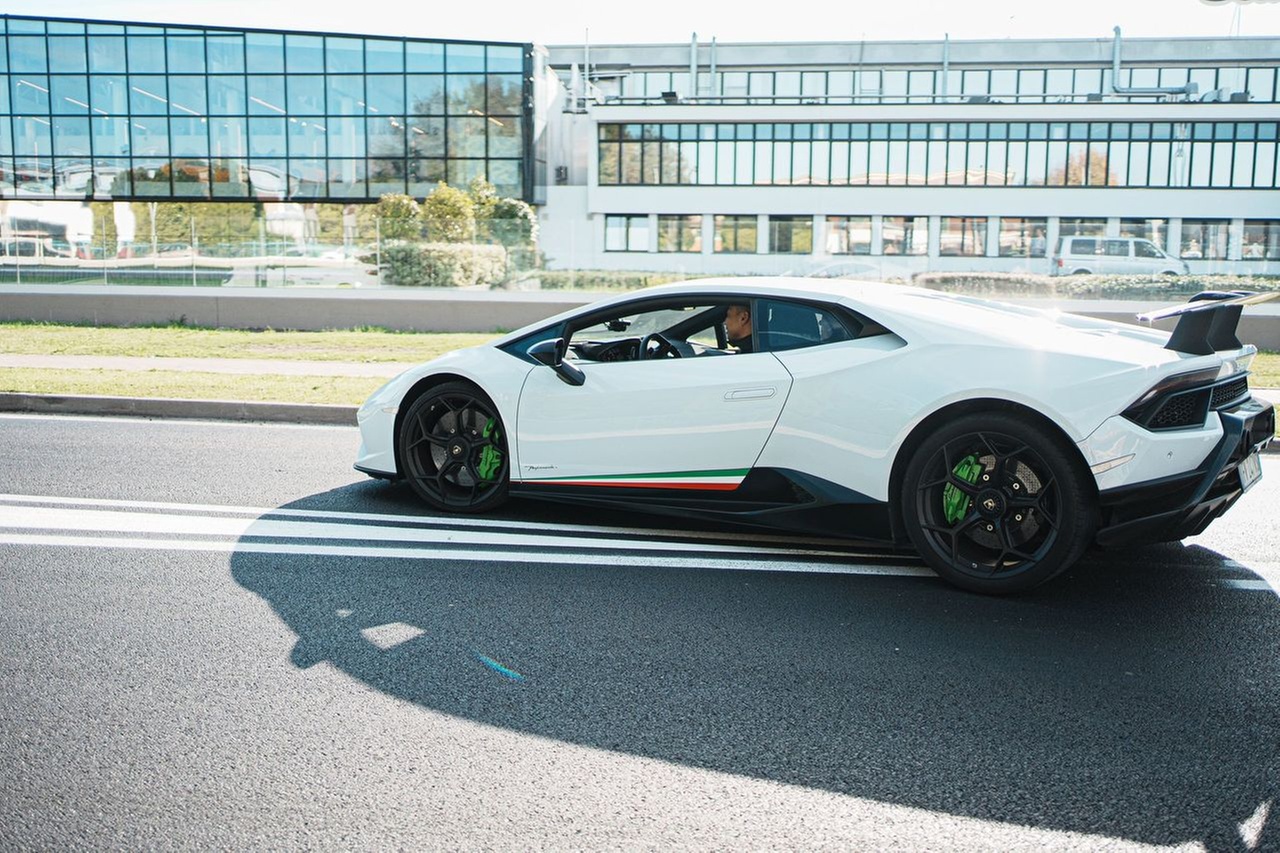 Drive a Lamborghini Supercar with The Motorsport Lab