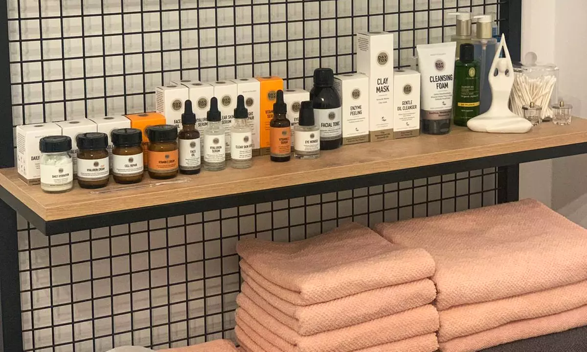 Langanhaltende Haarentfernung mit dem Diode-Laser an 1 Zone