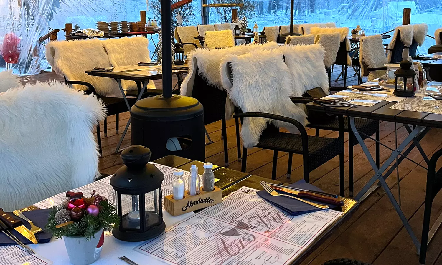 Exklusives Fonduedinner mit Feuerzangenbowle und optionalem Käsefondue