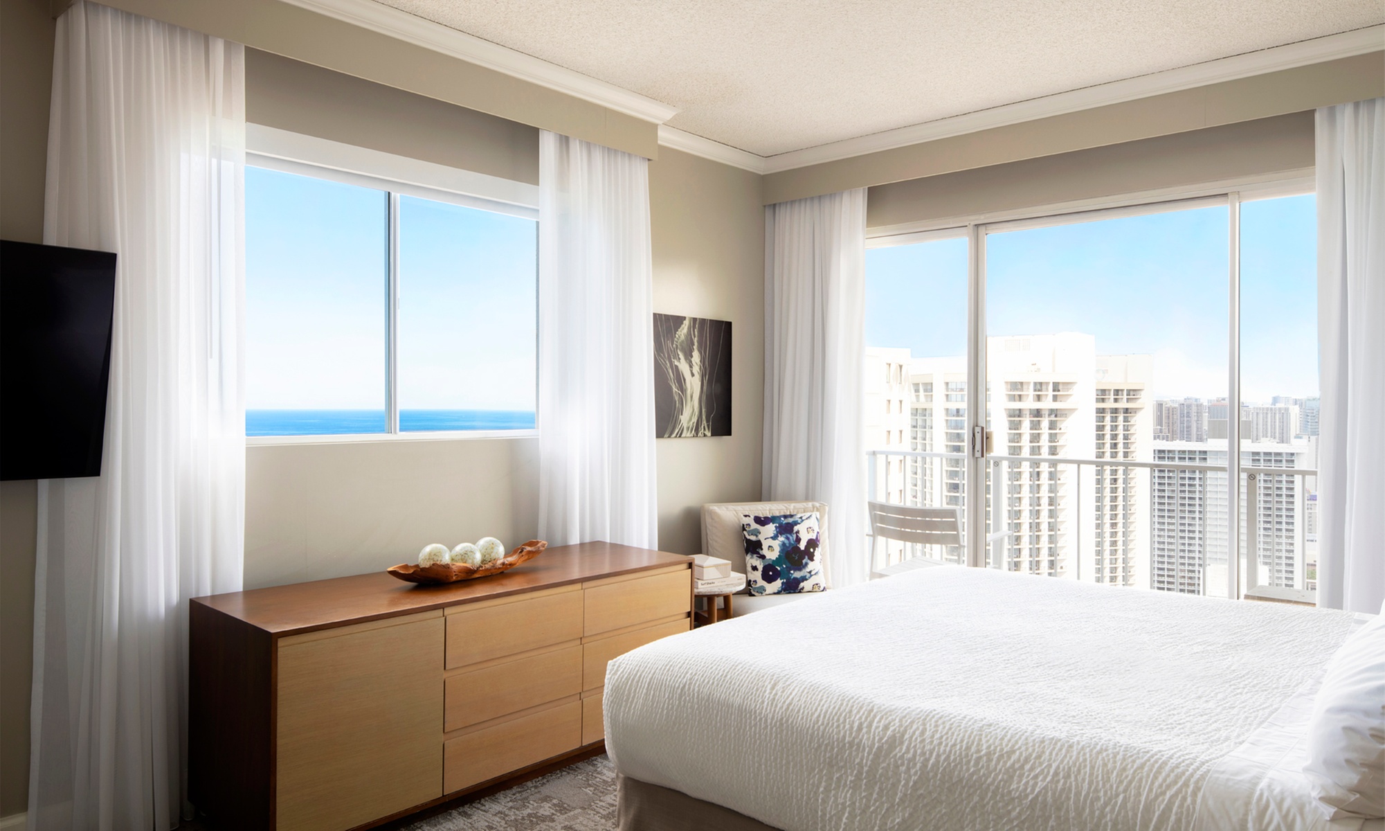 Stay at Waikiki Beach Upscale Alohilani Hotel