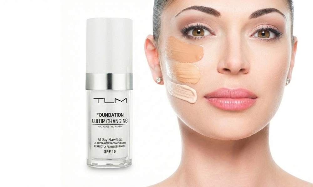 Fondotinta liquido TLM con tecnologia di adattamento del colore