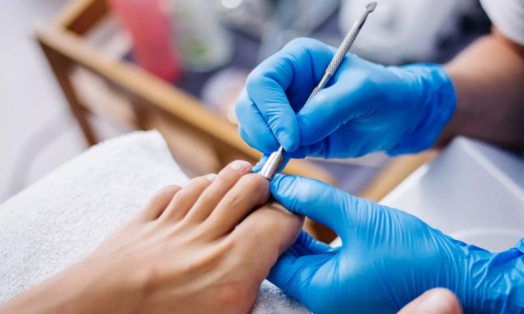 Presume de estilo único con sesiones de manicura, pedicura o ambas