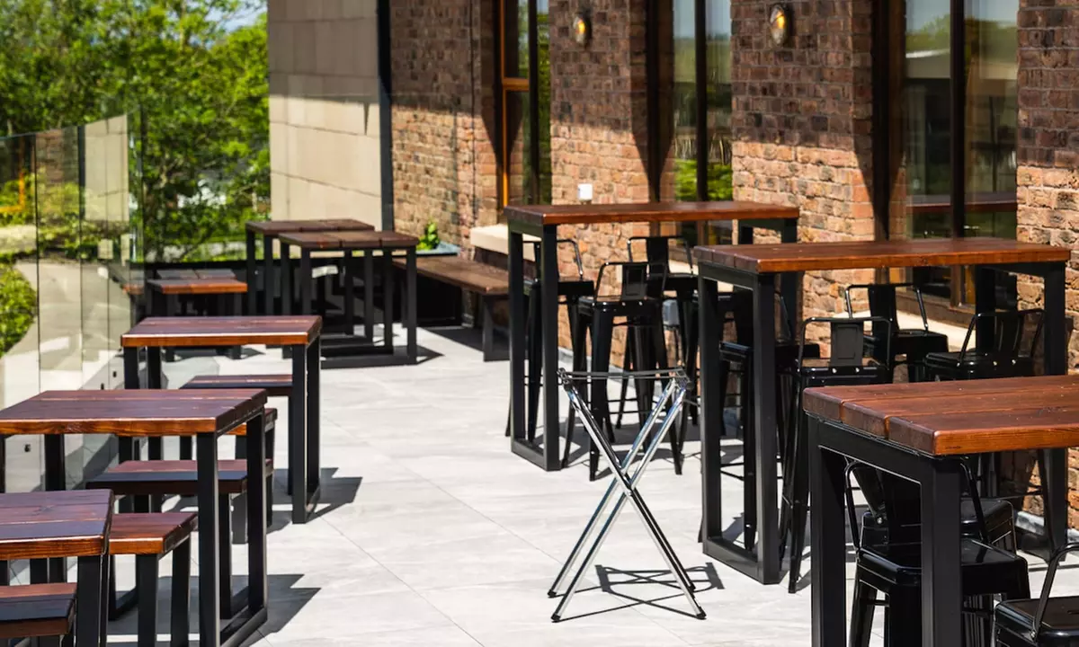 Craigavon: Double Room with Breakfast