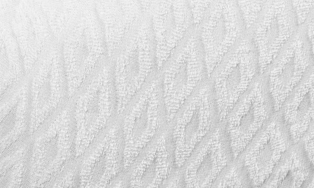 Cubrecolchón con tamaño a elegir y tejido en felpa