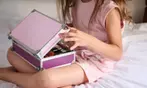 Skincare y belleza para niñas: limpieza, hidratación y maquillaje