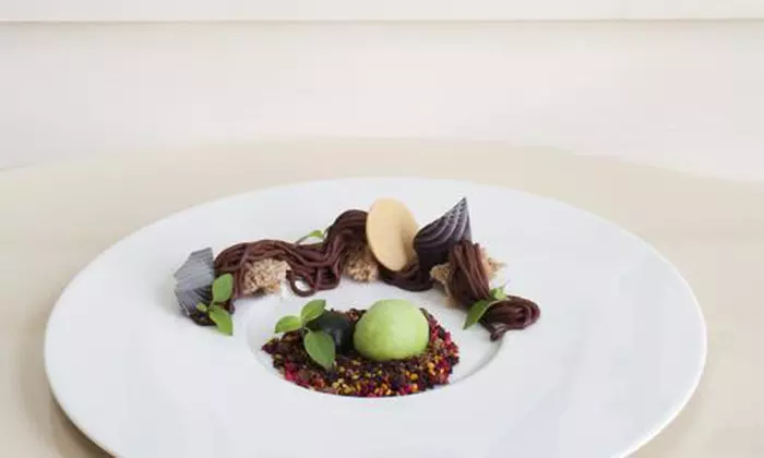 Buckinghamshire: Standard Double/Garden/Deluxe Room with Breakfast