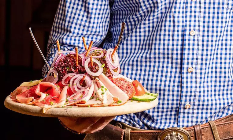 Bayerischer Familienbrunch am Sonntag für 2 oder 4 Personen