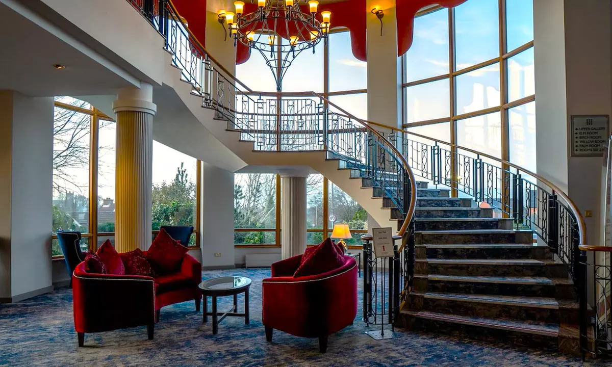 Craigavon: Double Room with Breakfast