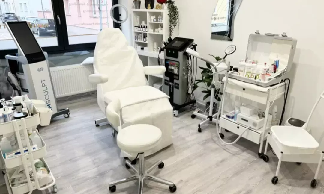 3 oder 5x Diodenlaser Haarentfernung an einer kleinen oder großen Zone