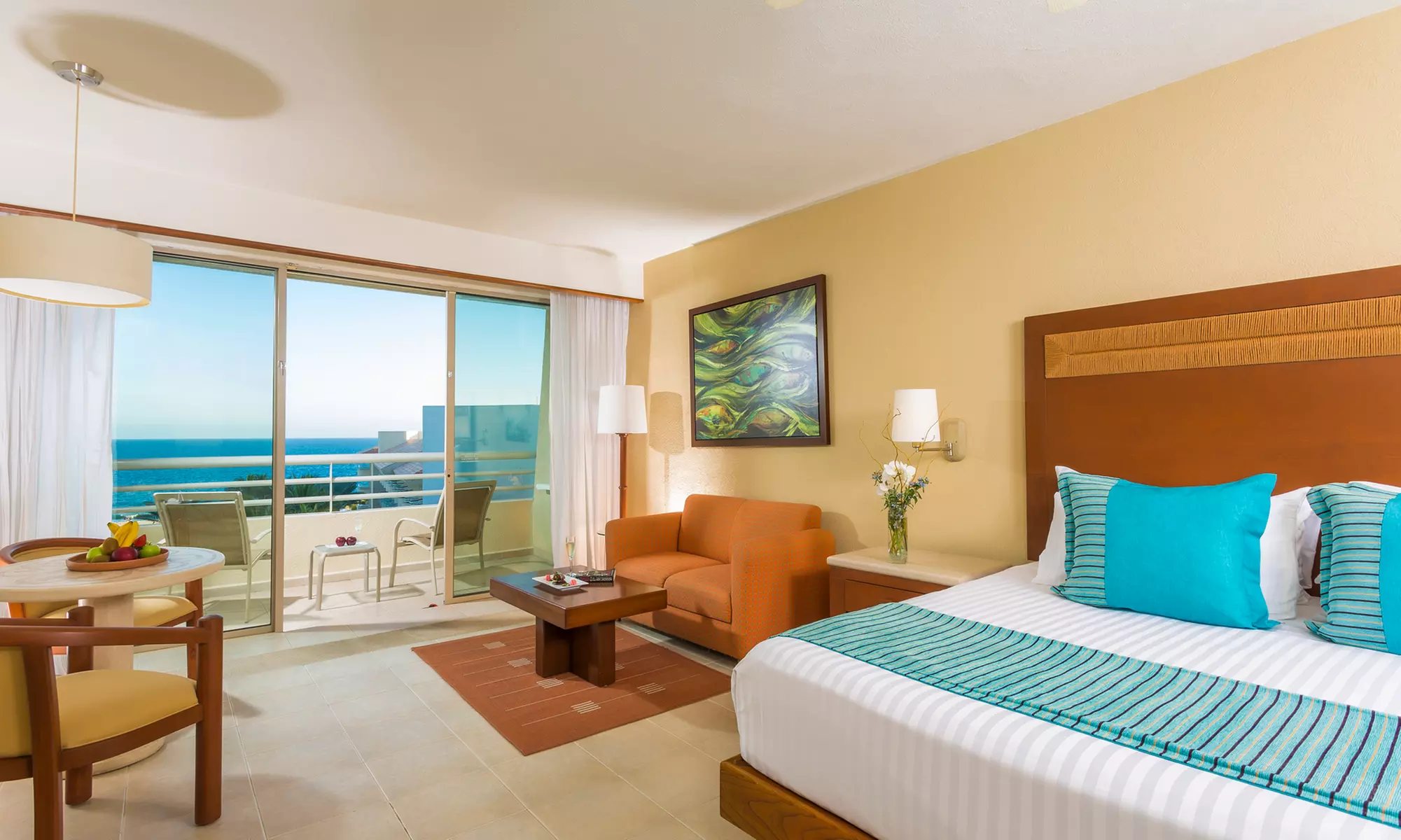 4-Star Beachfront Resort With Pools, Dining & Ocean Views