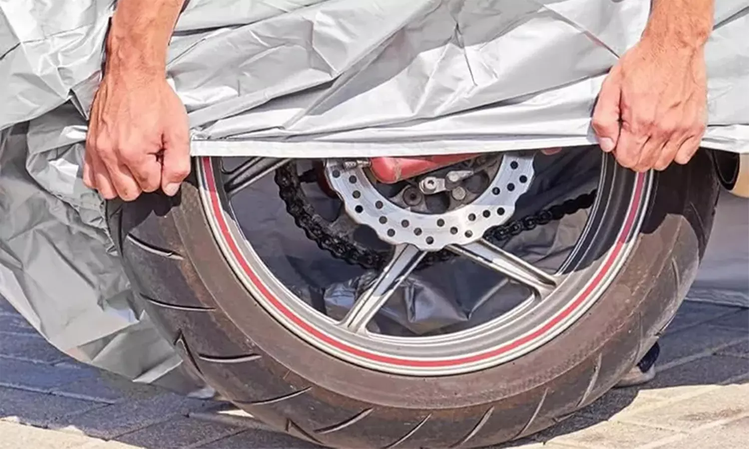 Housse de protection moto ou scooter imperméable