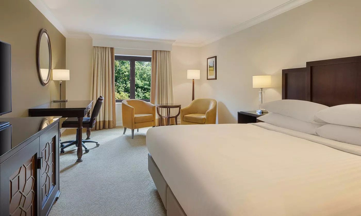 Warwickshire: Spa Stay with Breakfast, Dinner & Treatments