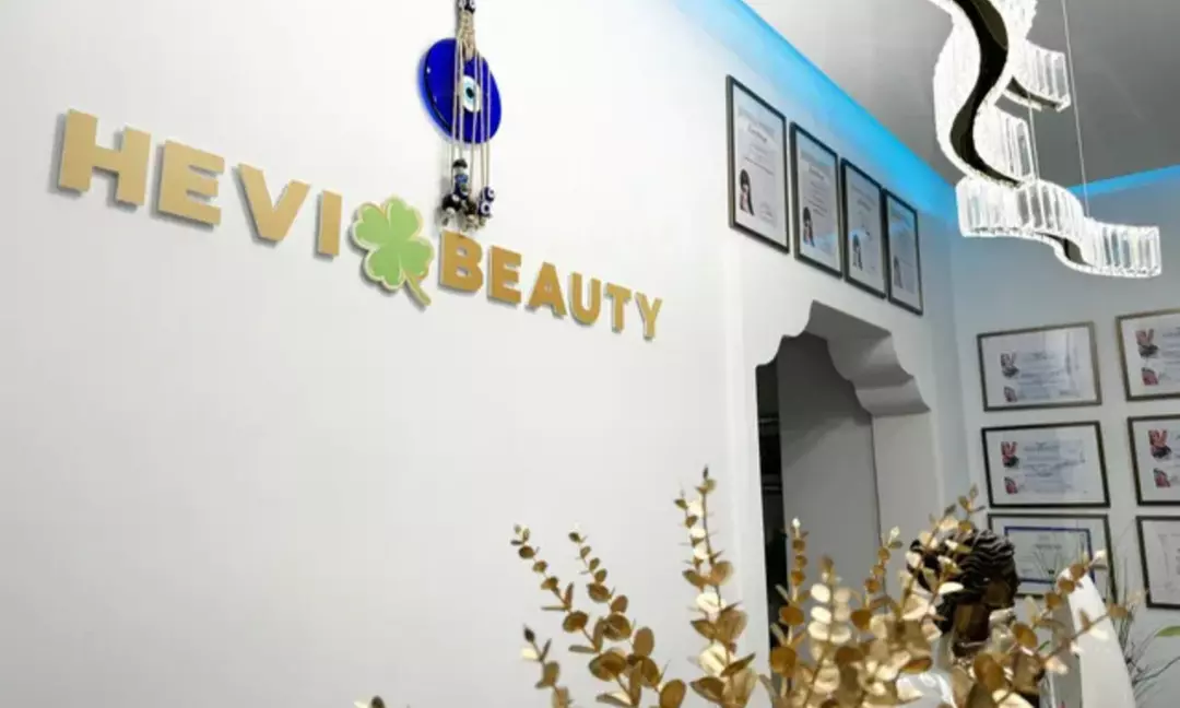 3 oder 5x Diodenlaser Haarentfernung an einer kleinen oder großen Zone