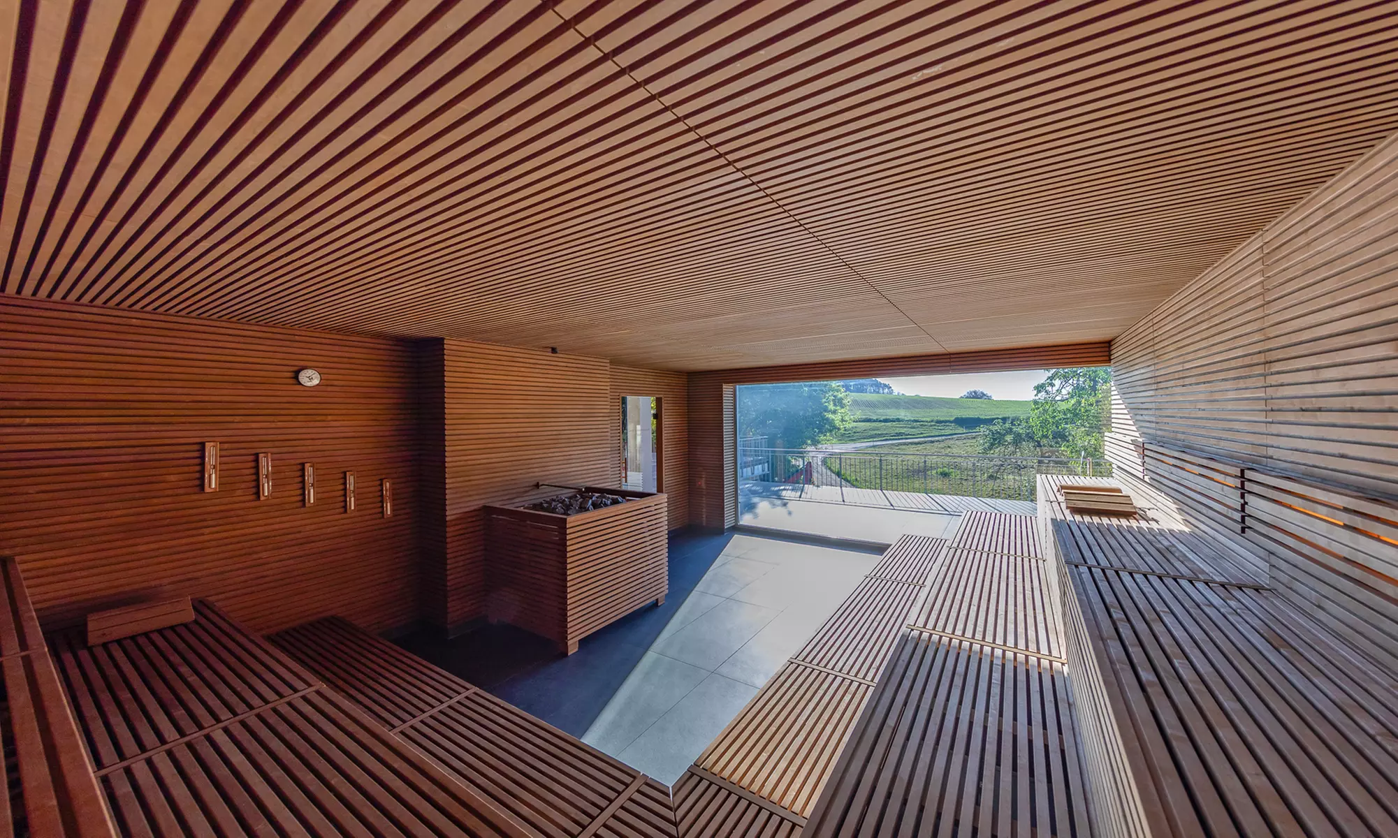 Jena: Doppelzimmer mit All Inclusive und Badminton