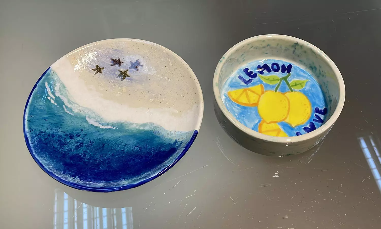 Taller de pintura cerámica con picoteo y bebida para 1 o 2 personas