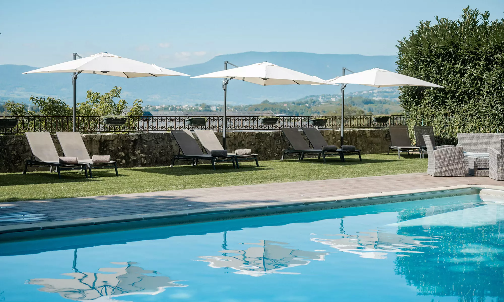 Savoie : chambre charme ou suite avec petit-déjeuner, vin et champagne