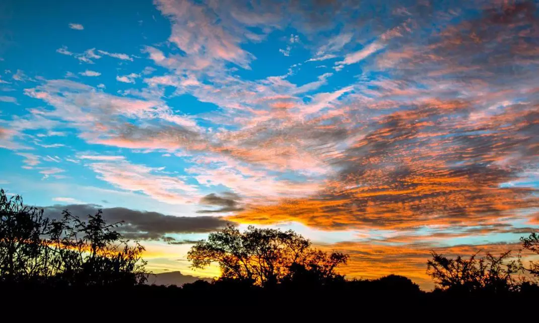 Hoedspruit: 5-7-Night Escape at Vuyani River Lodge with Daily Safaris