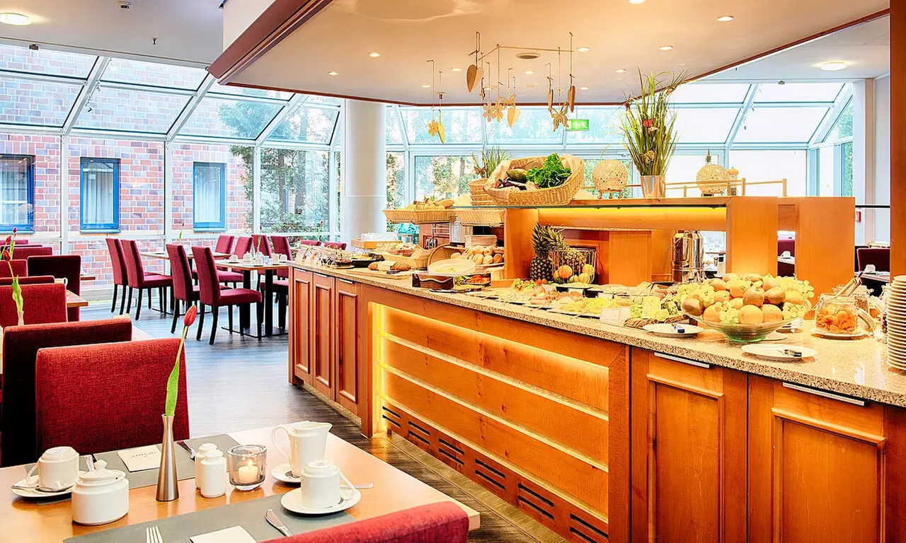 Frühstücksbuffet inkl. 1 Glas Sekt für 2 oder 4 Personen