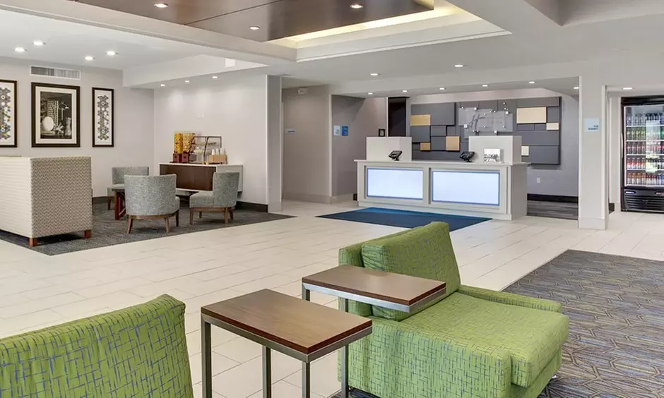 Stay at Holiday Inn Express Fishkill–Mid Hudson Valley, NY