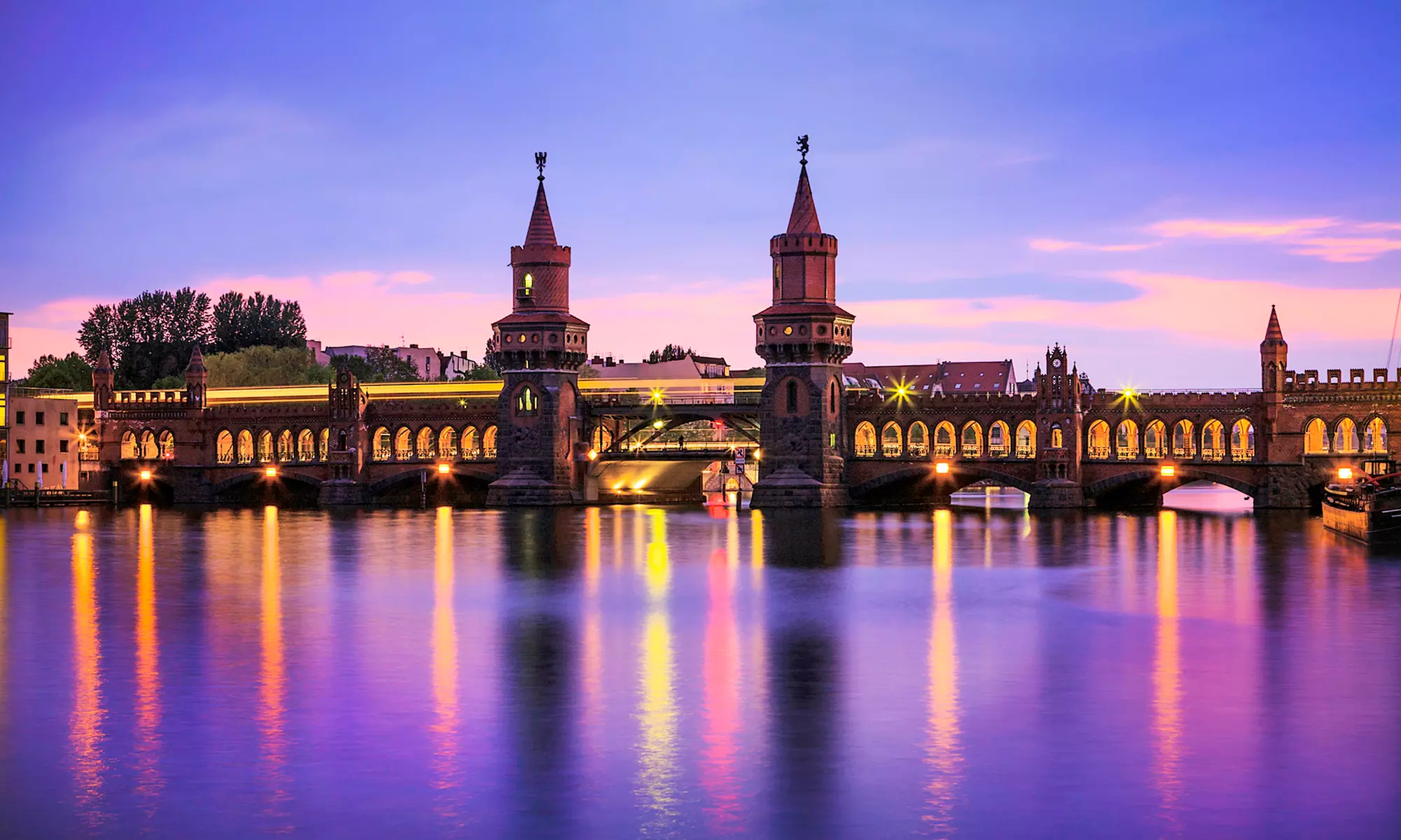 ✈ 8-Day Berlin & Krakow Vacation with Air