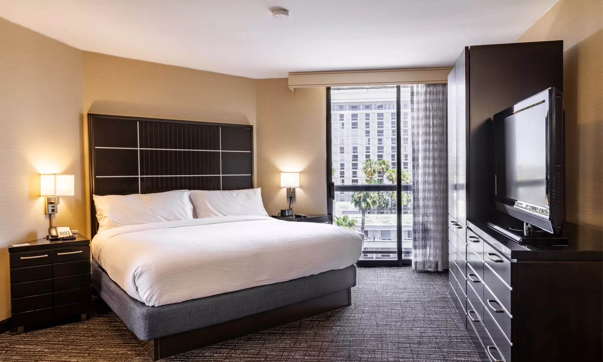 Member-Only Deal: Embassy Suites by Hilton LAX North