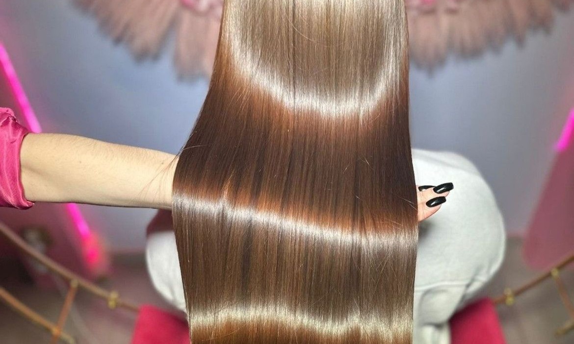 Strzyżenie, farbowanie, stylizacja lub wybrany zabieg pielęgnacyjny